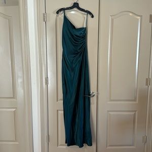 Revelry Full-Length Dress in Classic Emerald